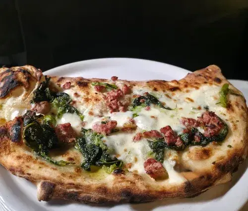 CALZONE SALSICCIA E FRIARIELLI